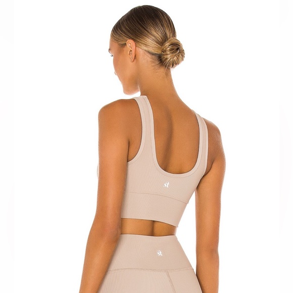 STRUT-THIS activewear set - Picture 3 of 5